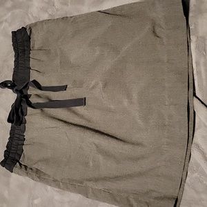 Gap grey skirt